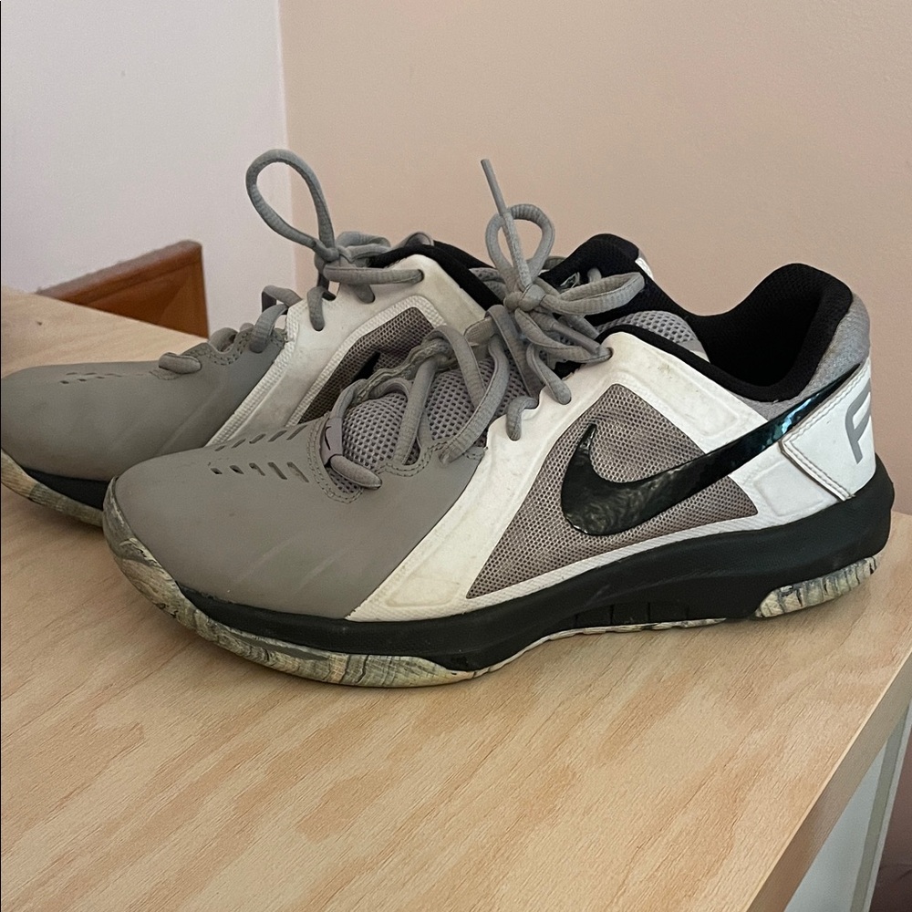 Nike Gray and White Men's Sneakers